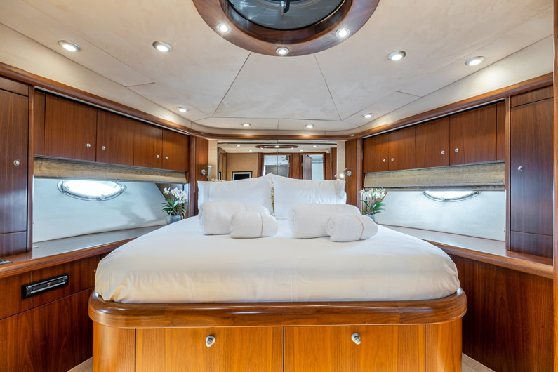 Sunseeker Predator 72 11